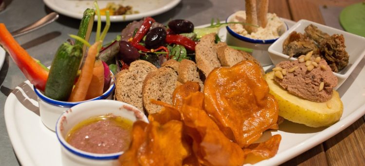 cheap eats in Barcelona - Spanish tapas